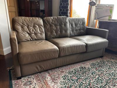 Sale Photo Thumbnail #700