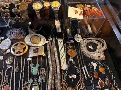 Sale Photo Thumbnail #92