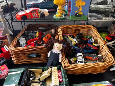 Sale Photo Thumbnail #552