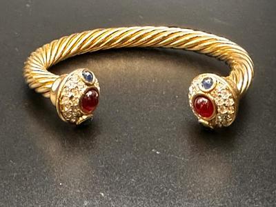 Sale Photo Thumbnail #35