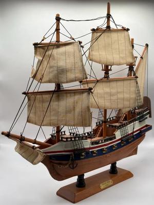 Historic Replica “Golden Hind 1578” Wooden Model Ship