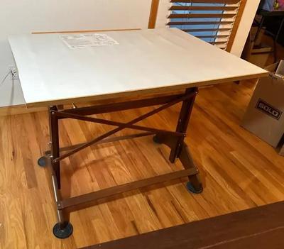 Alvin Adjustable Pedestal Drawing Table