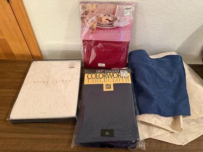 Ralph Lauren Home & Round Tablecloths