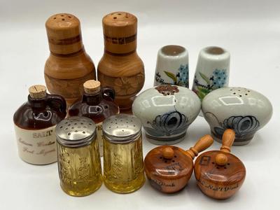 6 Pairs of Collectible Salt & Pepper Shakers