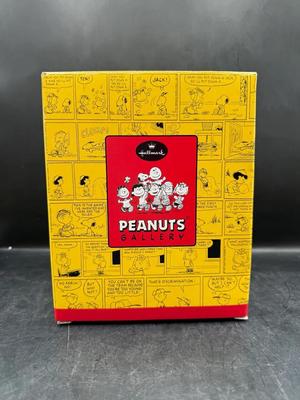 Hallmark Peanuts Gallery “A Good Man” Figurine