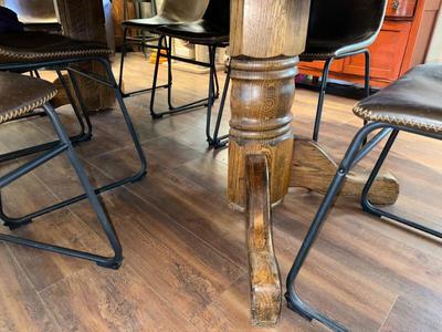 Sale Photo Thumbnail #582