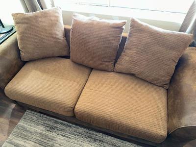 Sale Photo Thumbnail #545