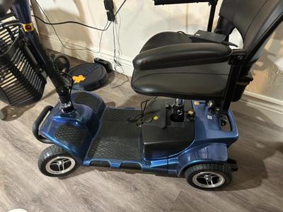 Sale Photo Thumbnail #587