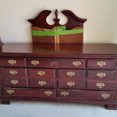 Chest of drawers with tri fold mirror
