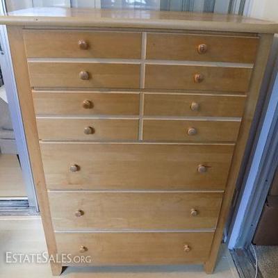 HCE062 Maple Five Drawer Dresser
