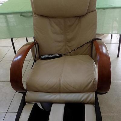 HCE050 Leather Recliner by Human Touch Technology
