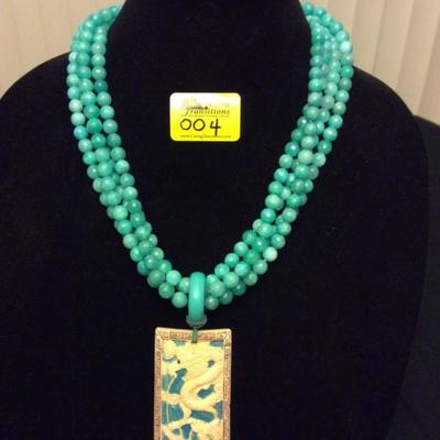 HFJ004 Carved Horn Pendant w/ Agate Beads & Turquoise Ring

