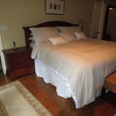 Thomasville Impressions King Bedroom Suite