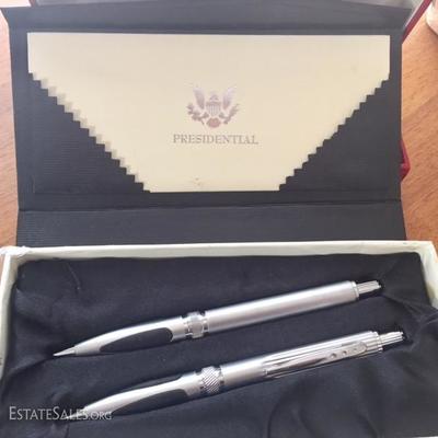 Vintage Presidential Pen Set