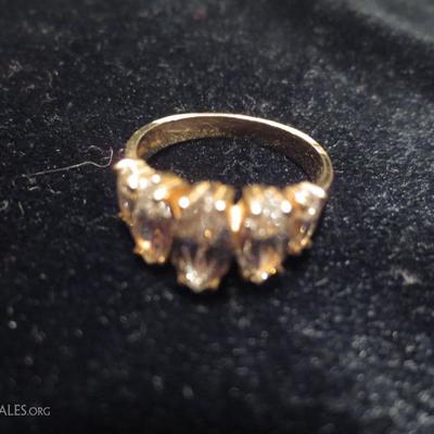 14K gold and cubic zirconia ring