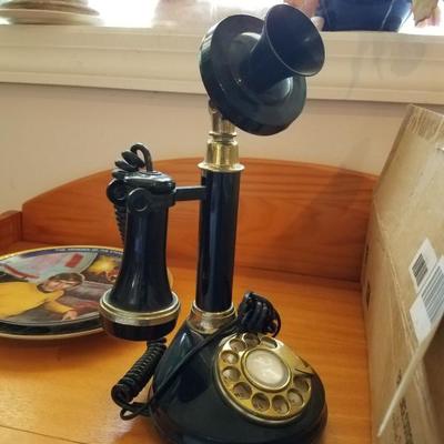 Antique style phone