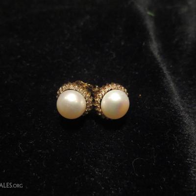 14K gold and pearl earrings