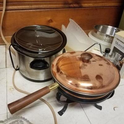 Crockpot and copper pot