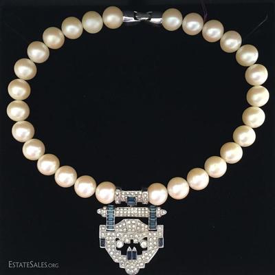 Art Deco style chunky faux pearl and chevron pendant necklace