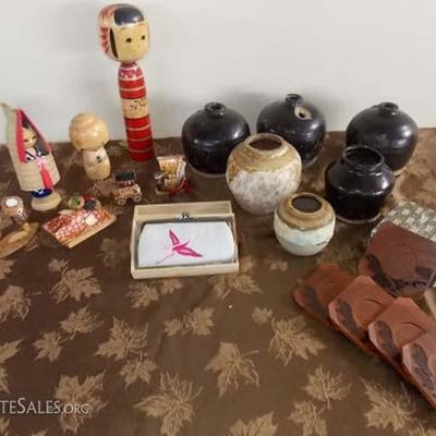 DDC015 Oriental Collectibles - Kokeshi Dolls, Sake Bombs & More

