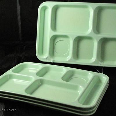 Dallas Ware Plastic Manufacturing Co. Dallas Texas  seafoam green divided cafeteria trays (4)