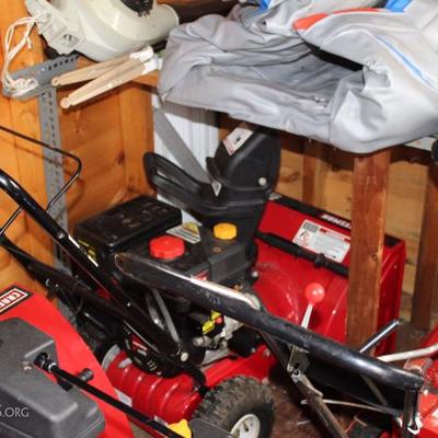 I COUNT 4 SNOWBLOWERS!  ONE BRAND NEW.