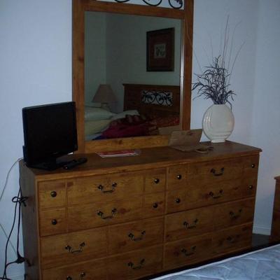 Ashley Furniture Conrad Pine 6 Drawer Dresser with mirror