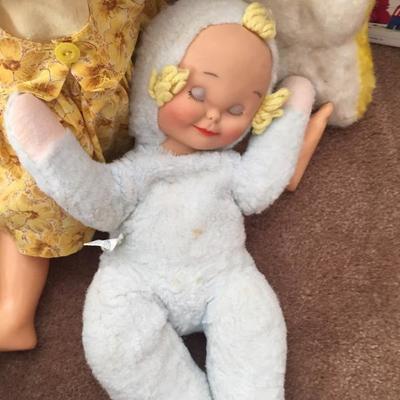 Vintage dolls and other toys 