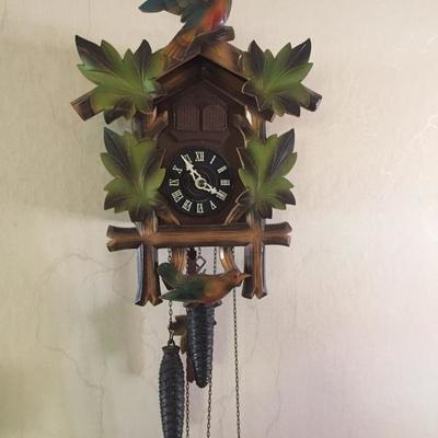  Vintage Cuckoo clock 