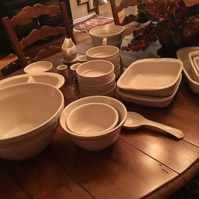 Longaberger cookware and pottery