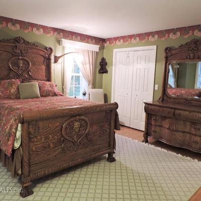 Fine Antique Art Nouveau Elegant Carved Full sized Bed with Queen Mattress with Matching Chest of Drawers