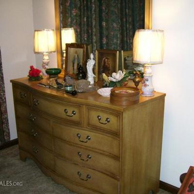 Matching dresser - we have the bed, too