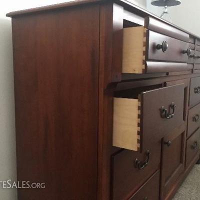Dresser by Bob Timberlake/Lexington Home Trends, 9 drawer, 1 door, 4ft tall by 5ft wide by 4ft deep 
