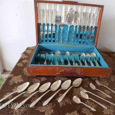 ADK010 Simon & George Rogers 84-Piece Sterling Silver Flatware & More
