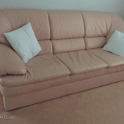 Leather Sofa in Excellent Condition