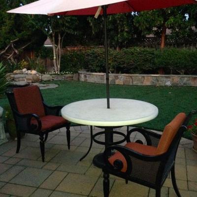 Smith & Hawken Outdoor Dining Table & Chairs