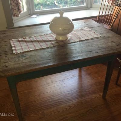 Scrub Top Table with Original Paint