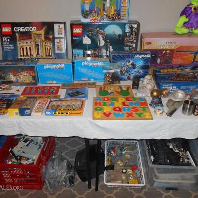 Many toys and games in great condition!