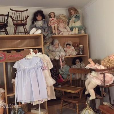 Large Collection of Dolls.