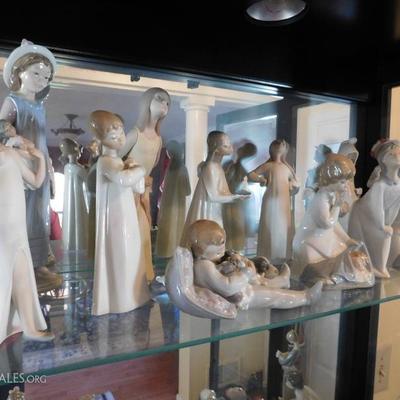Extensive Lladro collection