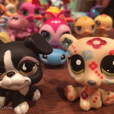 Littlest Pet Shop Pets