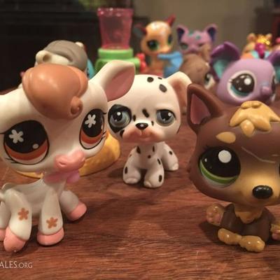 Littlest Pet Shop Pets