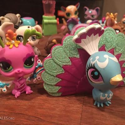 Littlest Pet Shop Pets