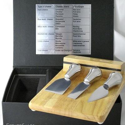 Leed's Cheese Service 4 piece Gift Set: Wood Cutting Board, 3 Cheese Knives & Storage Case