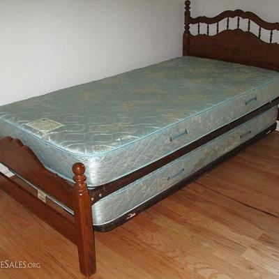 Ethan Allen Twin Trundle Bed