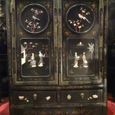 CHINESE CABINET WITH CARVED STONE FIGURES AND PAVILIONS
