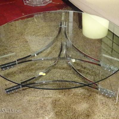 MODERN CHROME AND LUCITE COFFEE TABLE WITH 42