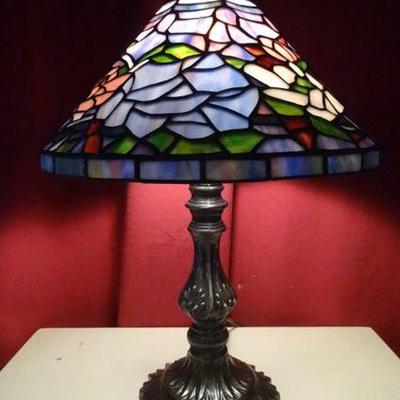 TIFFANY STYLE STAINED GLASS LAMP, SEVERAL DIFFERENT STYLES AVAILABLE!