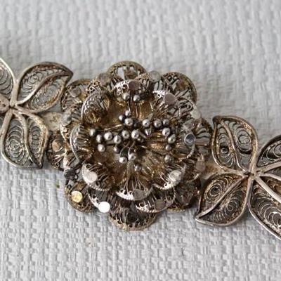 vintage silver filigree brooch