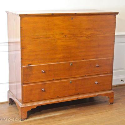 Shaker mule (blanket) chest with two drawers, in pine with one board construction, c. 1800